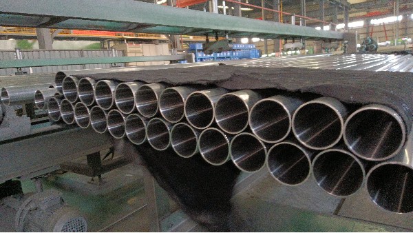 304不銹鋼焊管在工業自動化電動推桿起什么作用