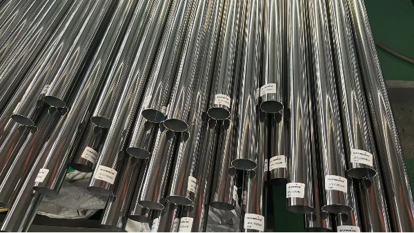 掌握304不銹鋼管材重量計算公式，輕松預(yù)估工程用材需求