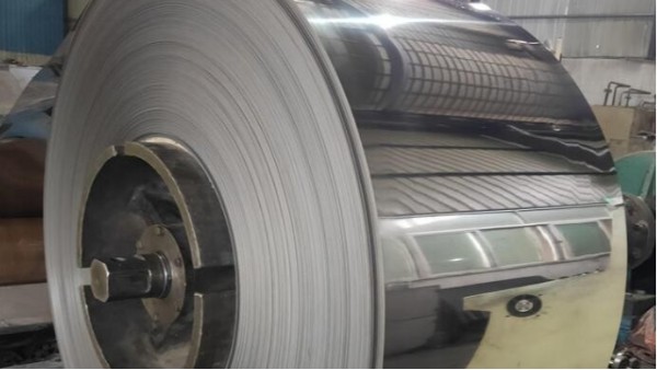 304不銹鋼毛邊卷的“毛邊”代表什么？和切邊卷有區別嗎？